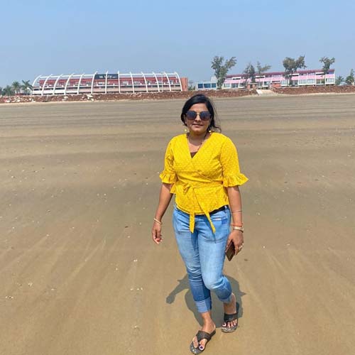 Reshma B Kashwani